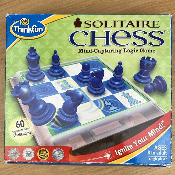 Thinkfun All Queens & Solitaire Chess - Picture 3 of 14